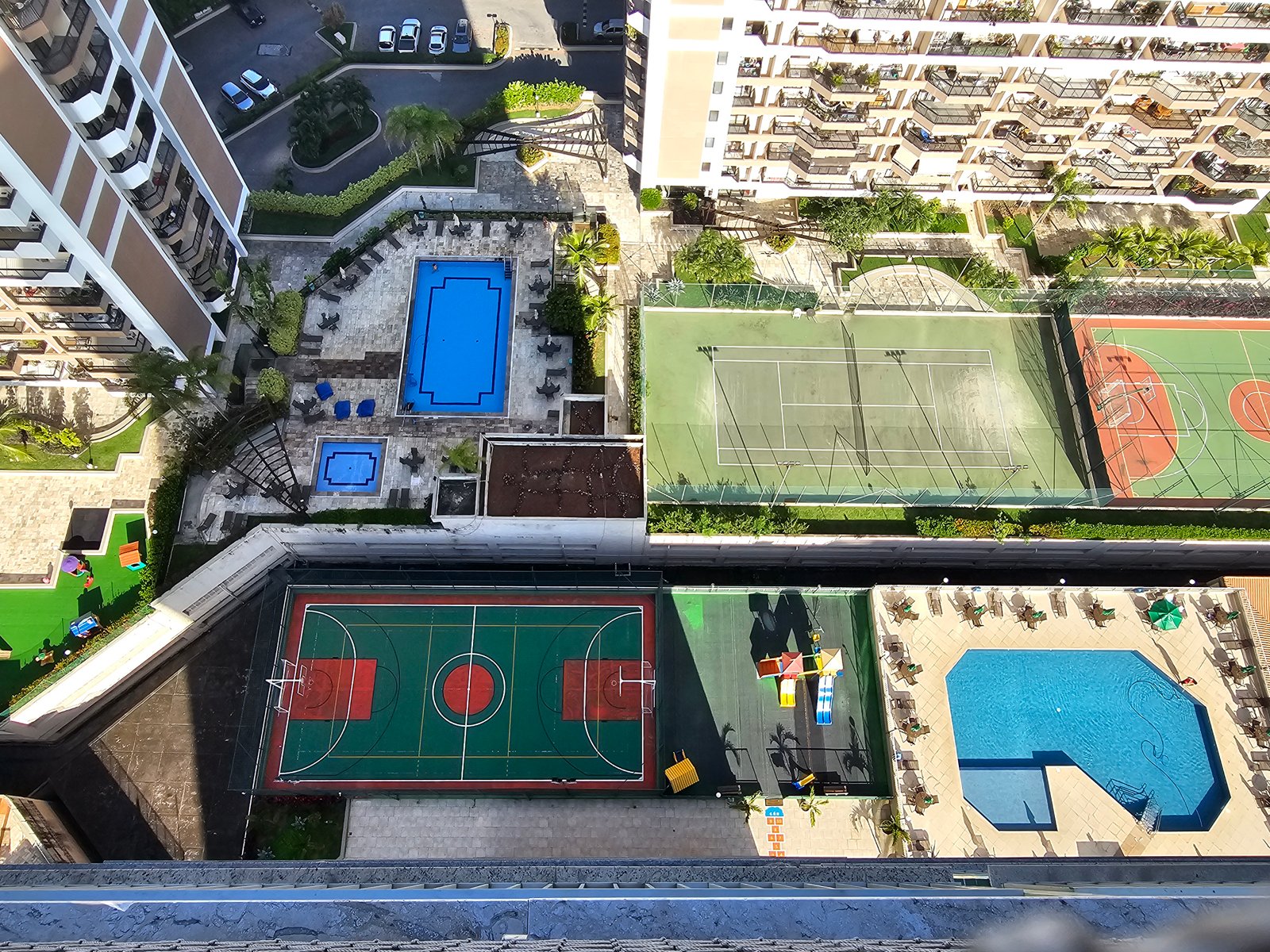 Varanda do apartamento no Parque das Rosas